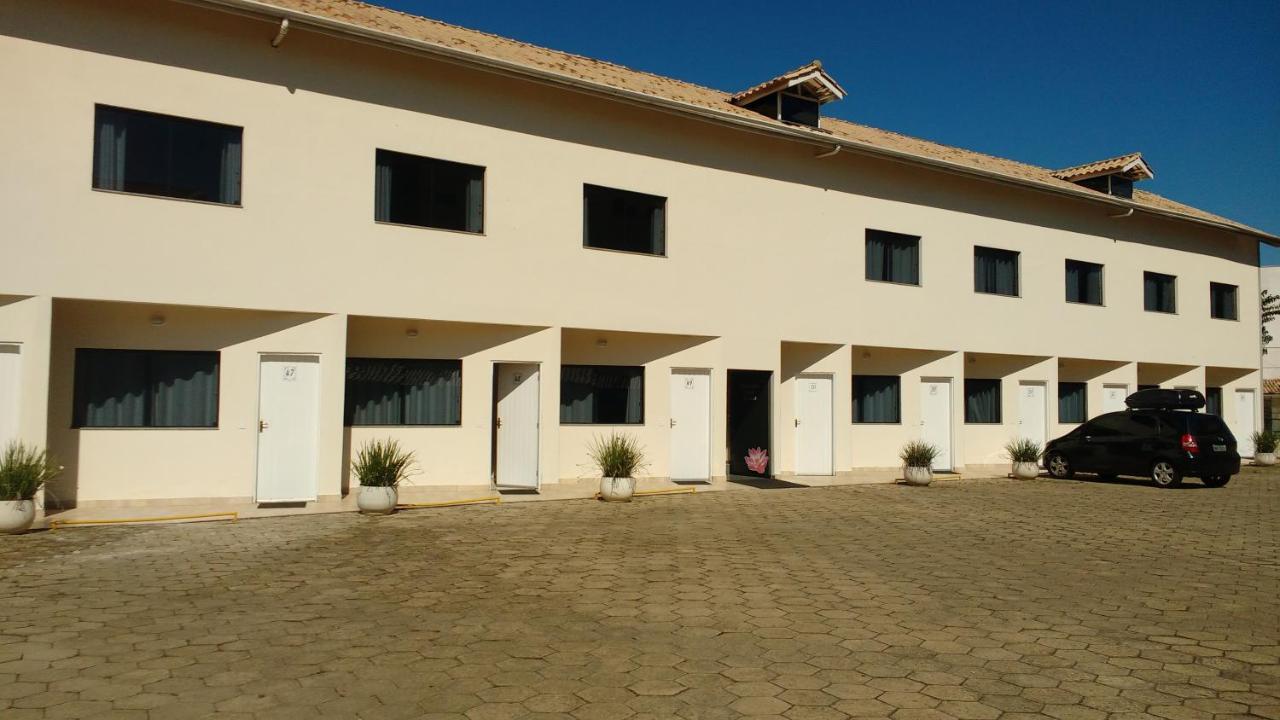 Hotel Santiago Lindóia Exterior foto