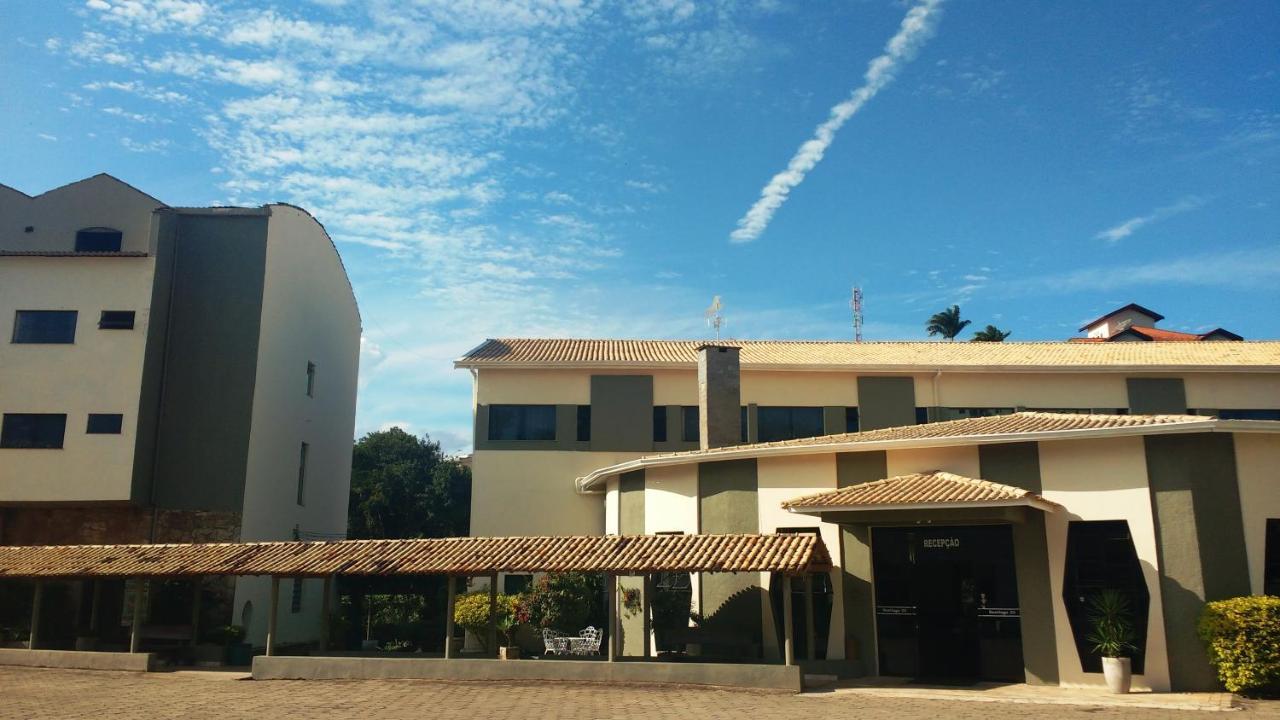 Hotel Santiago Lindóia Exterior foto